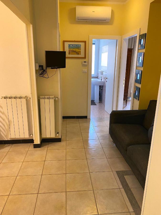 Ludovica Trilocale Centrale Con Posto Auto Sestri Levante Luaran gambar