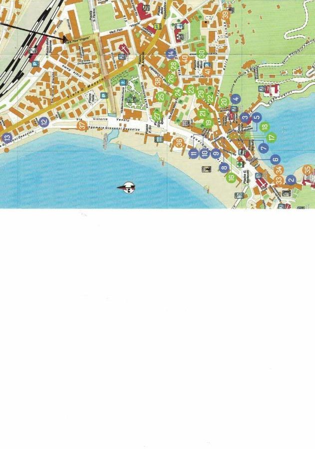 Ludovica Trilocale Centrale Con Posto Auto Sestri Levante Luaran gambar